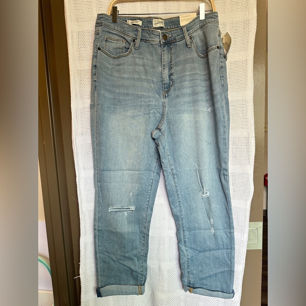 Universal Thread  High Rise Slim crop jeans SZ 16W